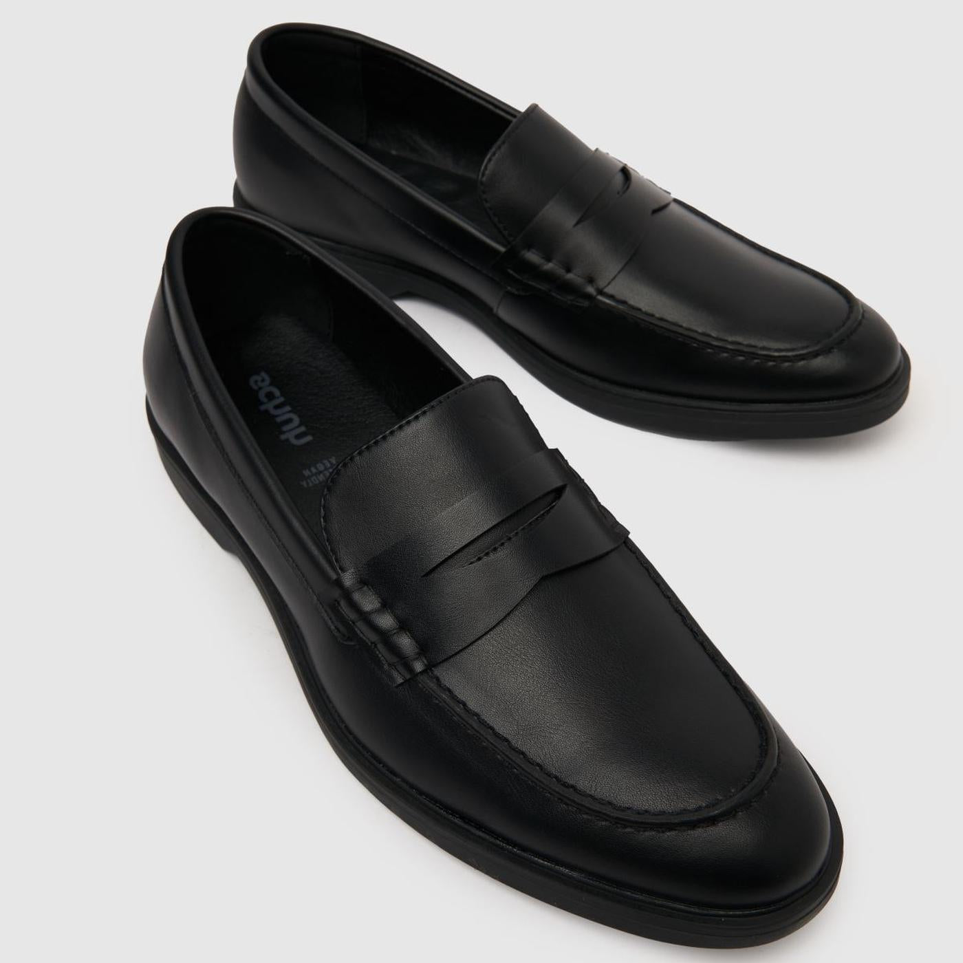 River Formal Loafer in Black