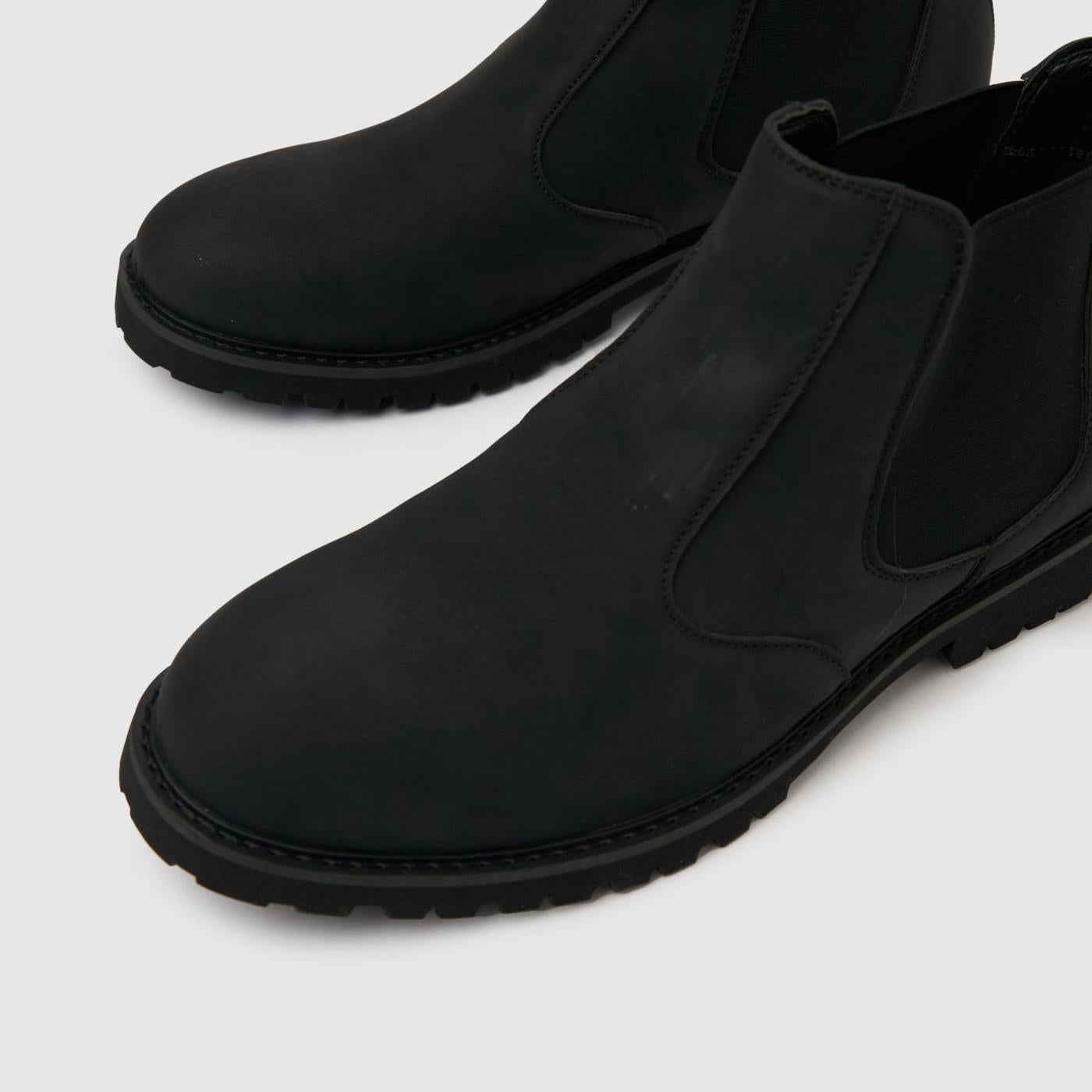 Drake Pu Cleated Chelsea in Black