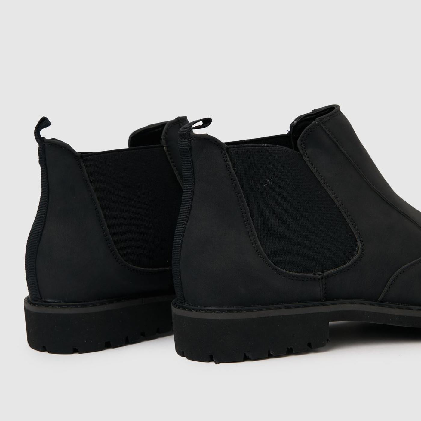 Drake Pu Cleated Chelsea in Black