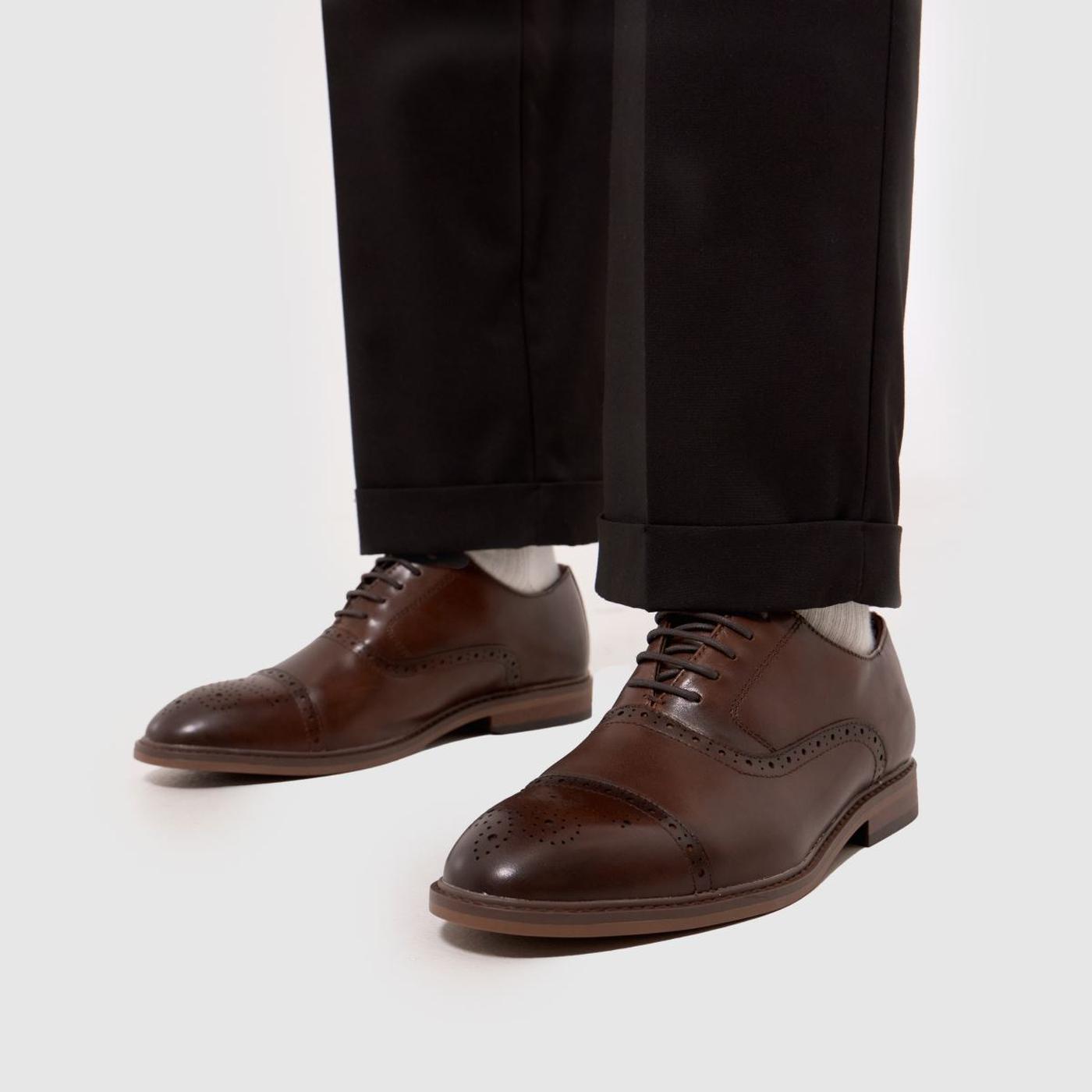 Raven Brogue in Brown