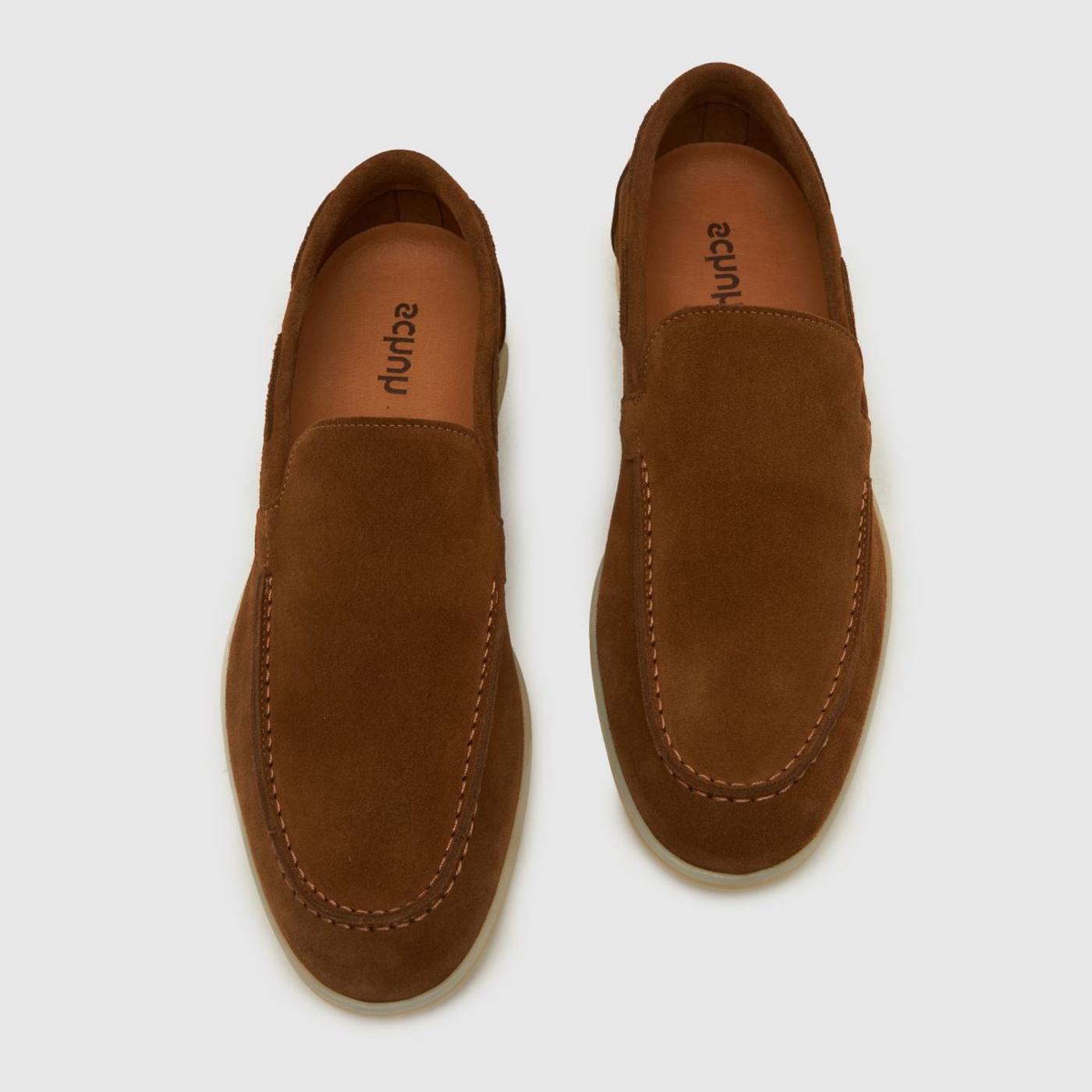 Philip Suede Loafer in Tan