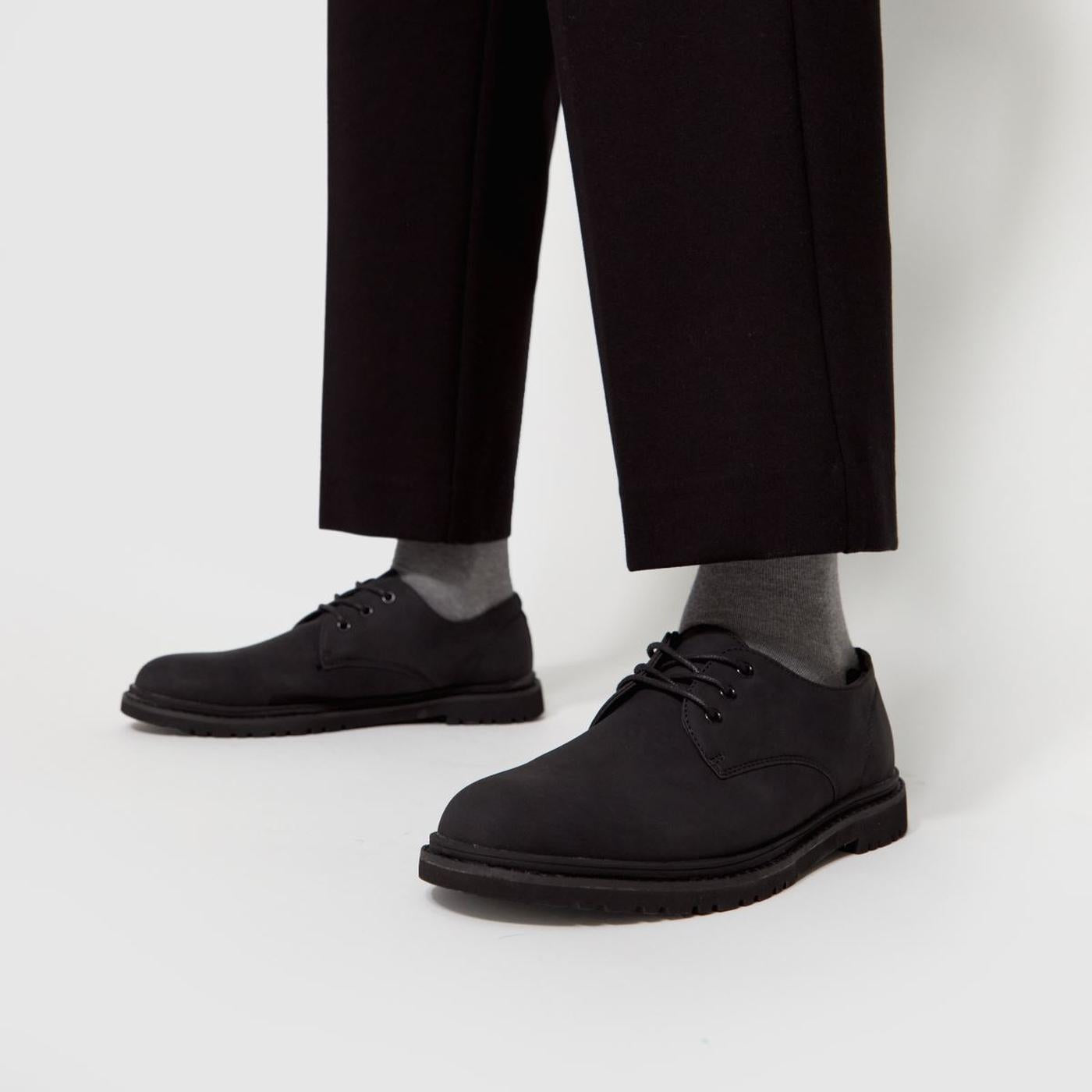Perry Derby in Black