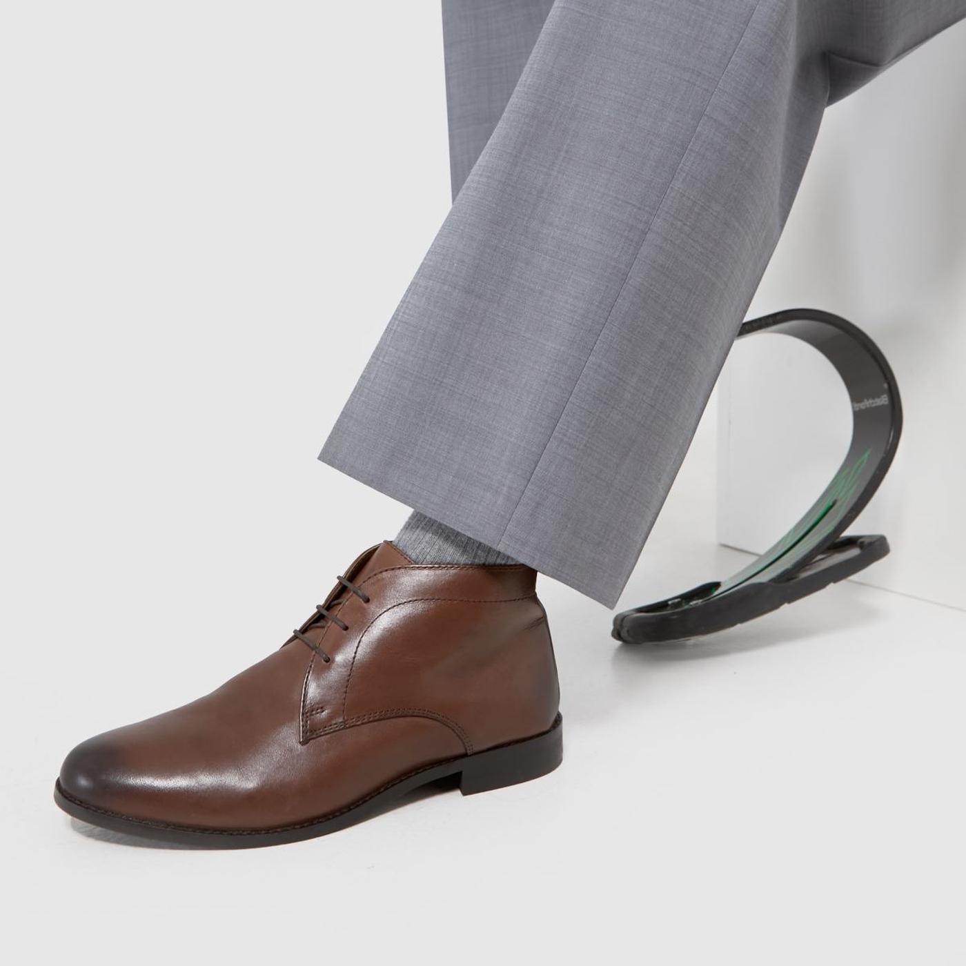 Dez Smart Chukka in Brown