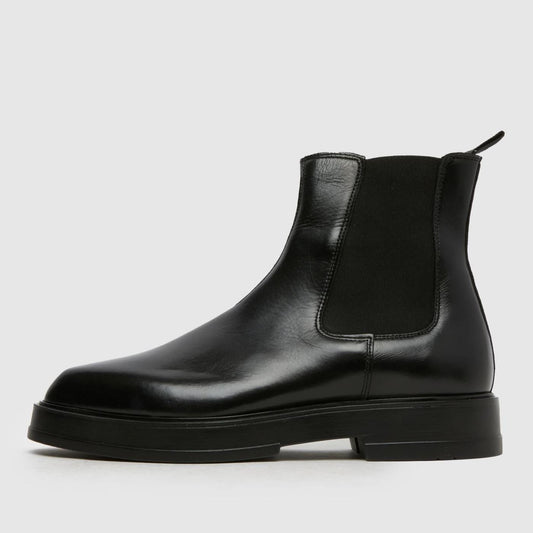 Darcy Leather Chelsea in Black