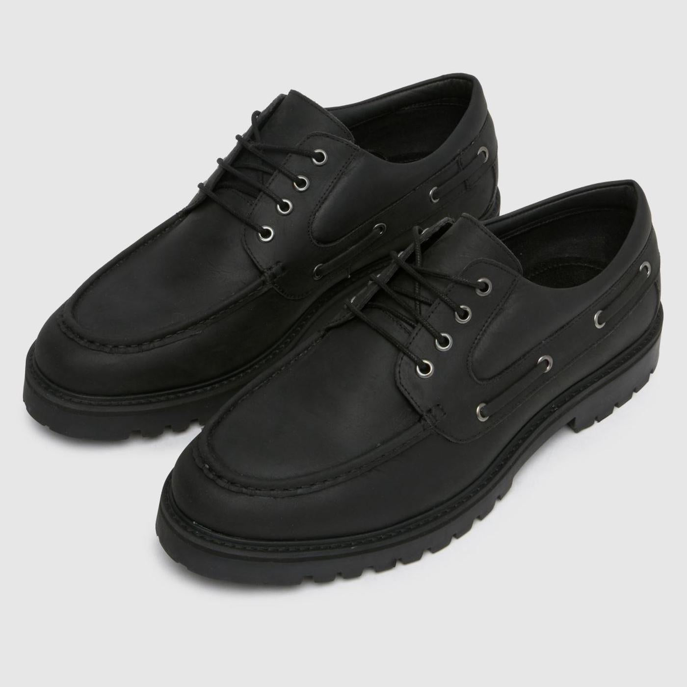 Patrick Leather Lace-Up in Black