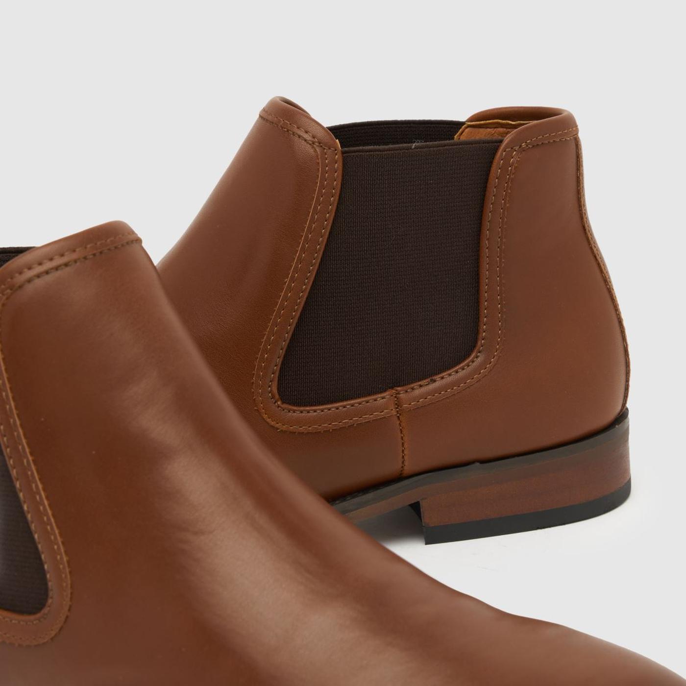 Dean Smart Chelsea in Tan